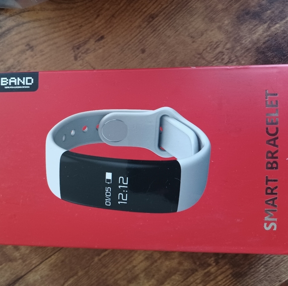 Cube 1 smart band H30 fitness tracker and watch - Picture 3 of 4